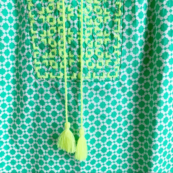 J. CREW lime embroidered top sleeveless neon green boho tassels size 0 preppy - Picture 8 of 9